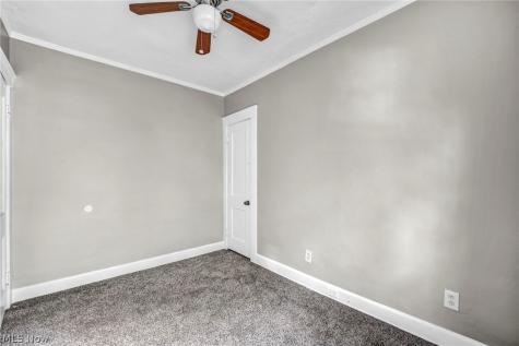 447 E 115 Cleveland OH 44108