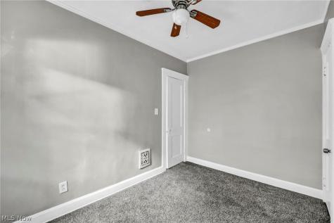 447 E 115 Cleveland OH 44108