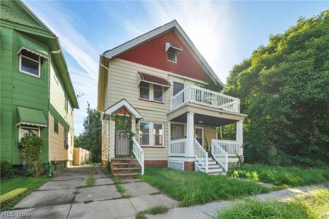 447 E 115 Cleveland OH 44108