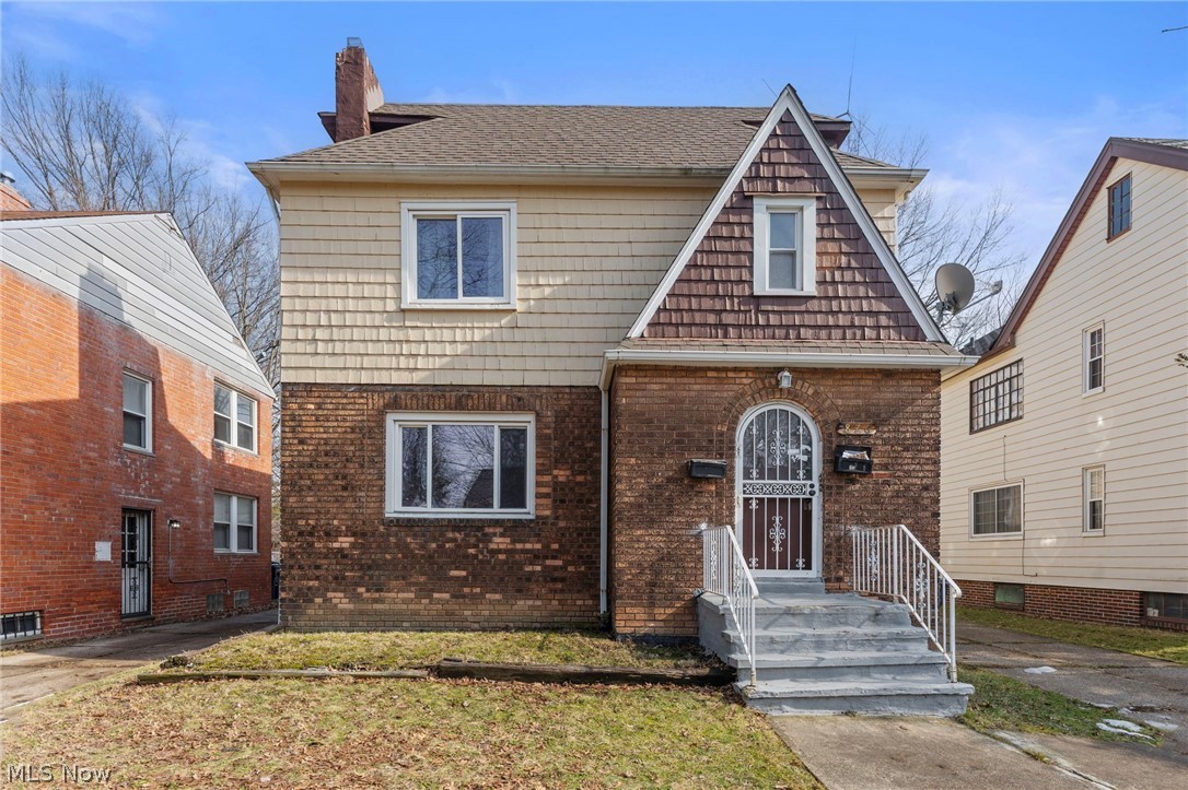 876 Eloise Drive Cleveland Heights OH 44112