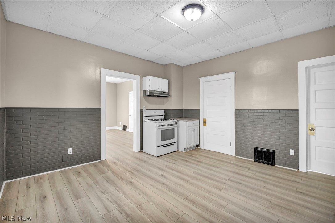 3658 E 55th Street Cleveland OH 44105