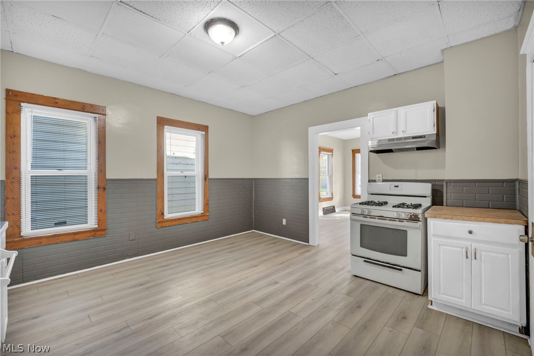 3658 E 55th Street Cleveland OH 44105