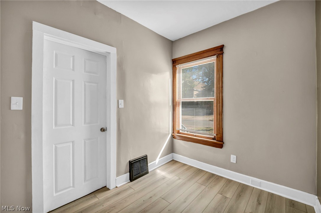 3658 E 55th Street Cleveland OH 44105