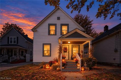3658 E 55th Street Cleveland OH 44105