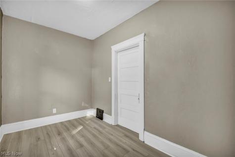 3658 E 55th Street Cleveland OH 44105