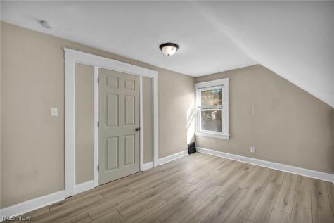 3658 E 55th Street Cleveland OH 44105