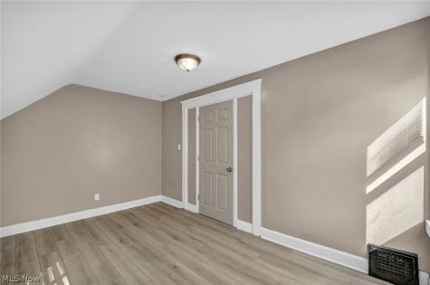 3658 E 55th Street Cleveland OH 44105