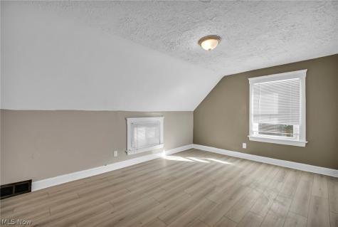 3658 E 55th Street Cleveland OH 44105