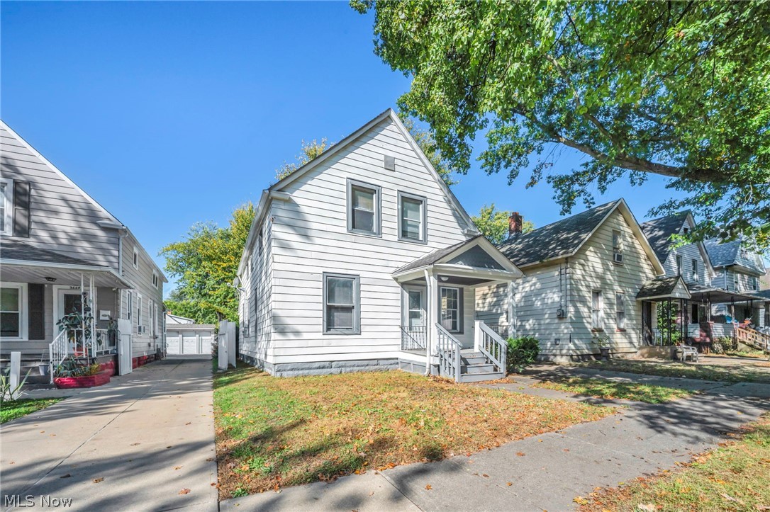 3658 E 55th Street Cleveland OH 44105