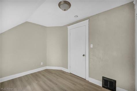 3658 E 55th Street Cleveland OH 44105