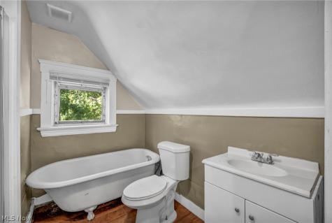 3658 E 55th Street Cleveland OH 44105