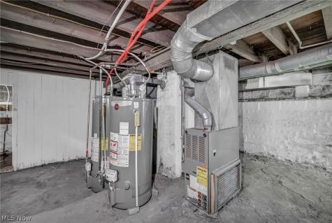 3658 E 55th Street Cleveland OH 44105