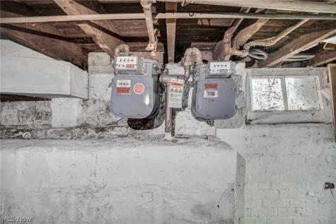 3658 E 55th Street Cleveland OH 44105