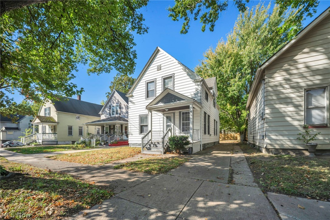 3658 E 55th Street Cleveland OH 44105