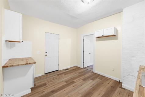 1366 W 87th Street Cleveland OH 44102