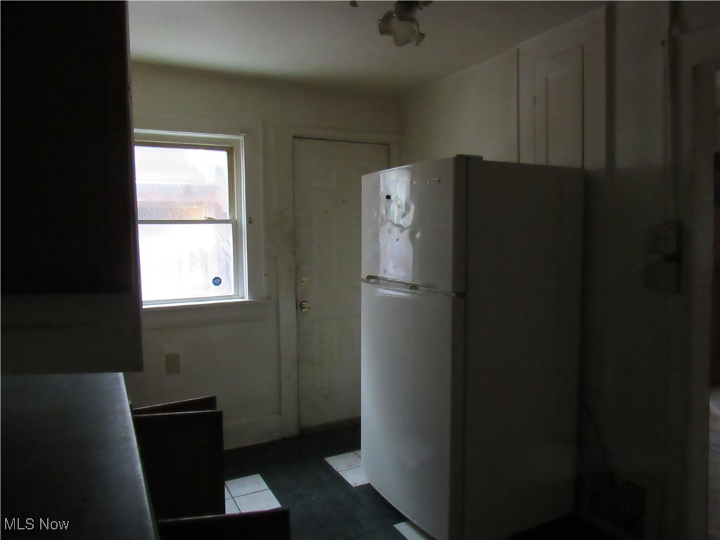 31 Mc Naughton Street Akron OH 44305