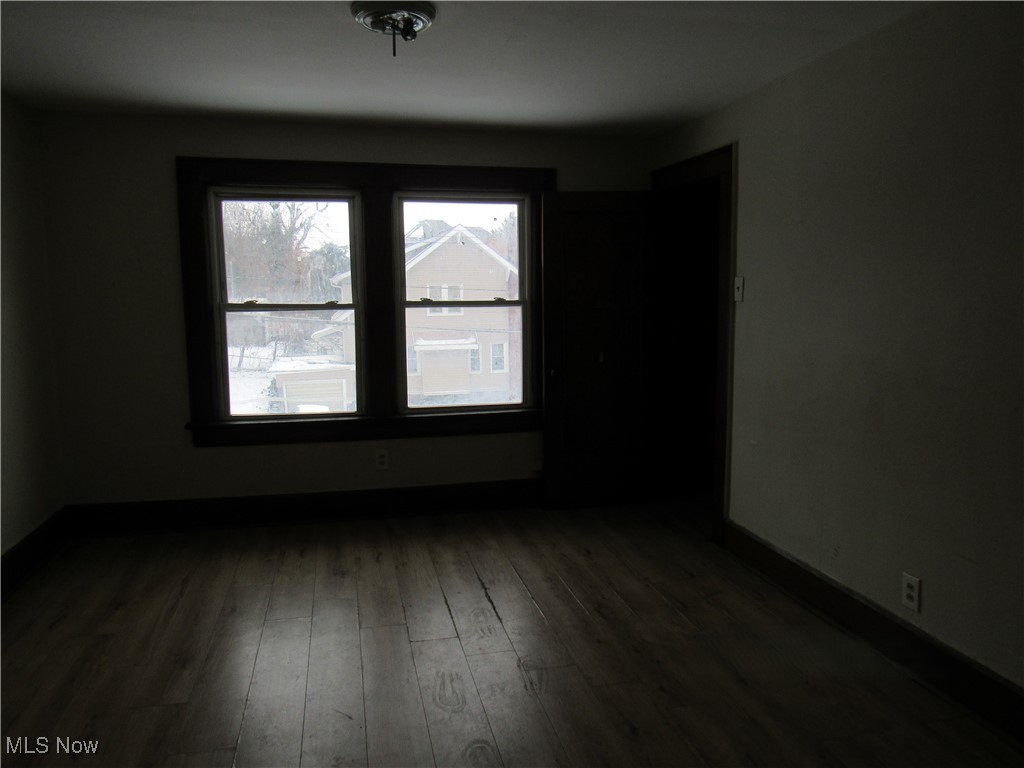 31 Mc Naughton Street Akron OH 44305