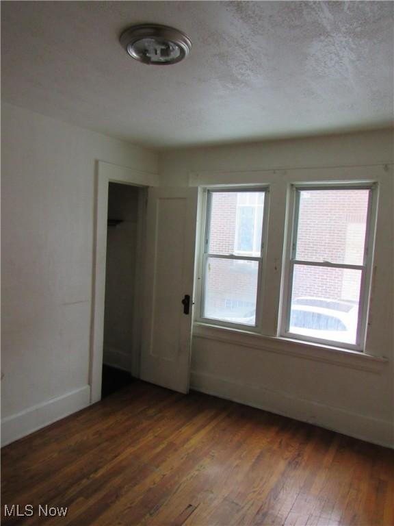 31 Mc Naughton Street Akron OH 44305