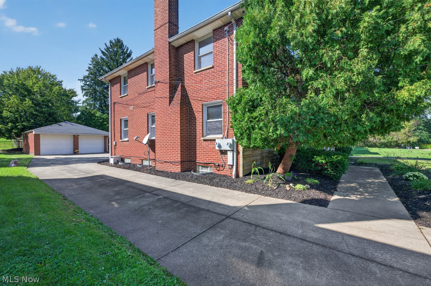 511/513 Poplar Avenue NW Canton OH 44708