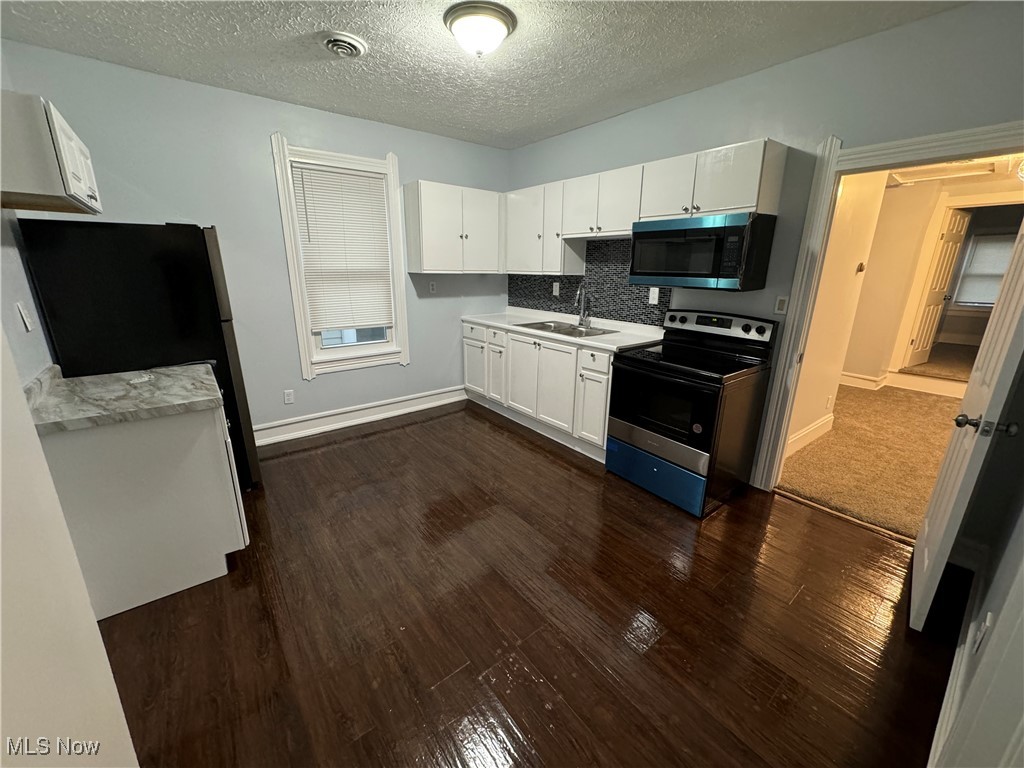 1396 E 45th Street Cleveland OH 44103