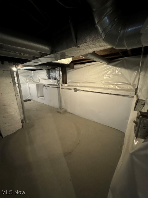 1396 E 45th Street Cleveland OH 44103