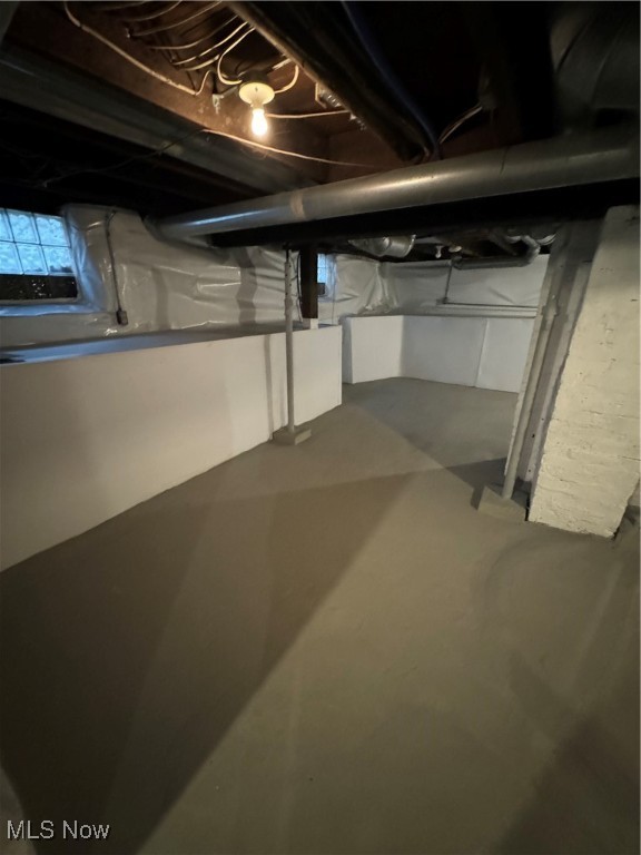 1396 E 45th Street Cleveland OH 44103