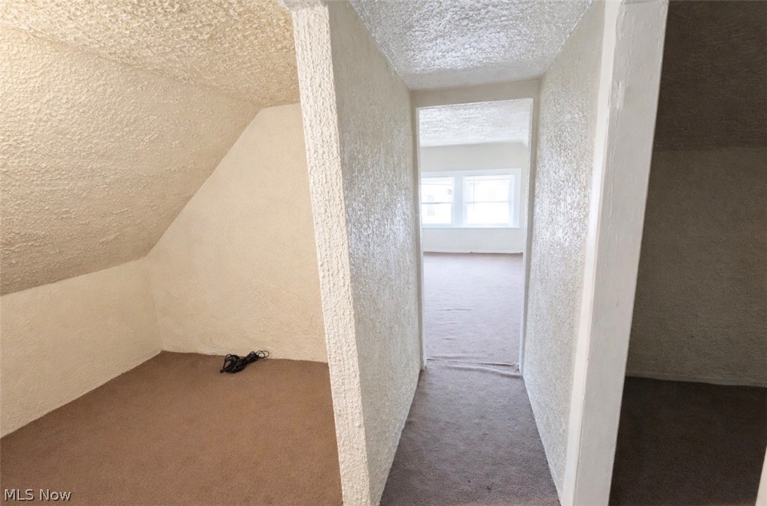 892 Paxton Road Cleveland OH 44108