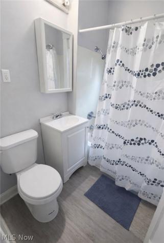 892 Paxton Road Cleveland OH 44108