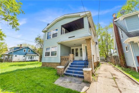 15816 Grovewood Avenue Cleveland OH 44110