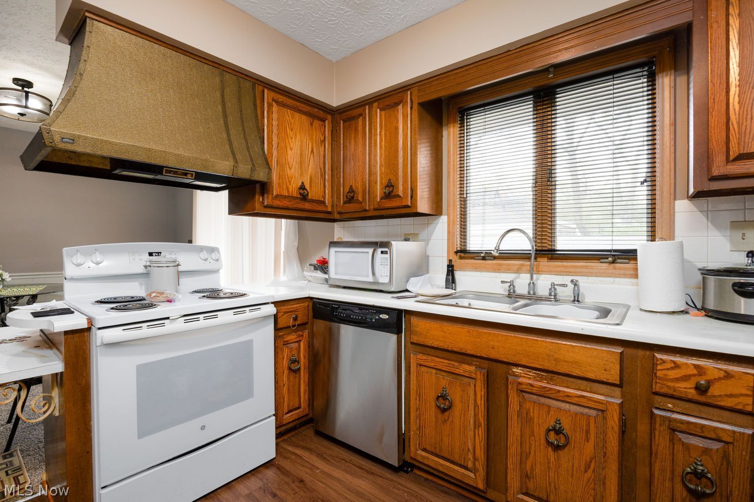 1655-1657 Tanglewood Drive Akron OH 44313