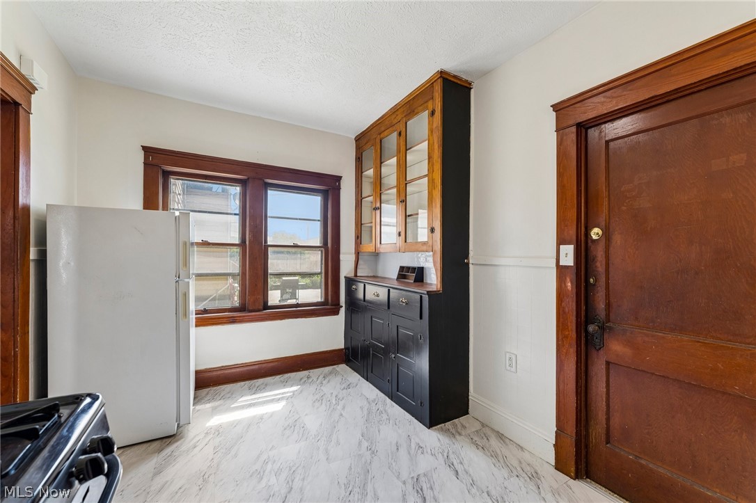 4408 Beta Avenue Newburgh Heights OH 44105