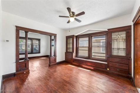 4408 Beta Avenue Newburgh Heights OH 44105