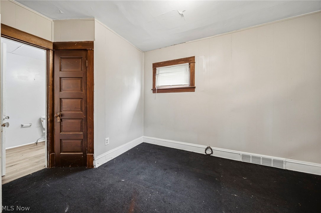 13504 Ashburton Avenue Cleveland OH 44110