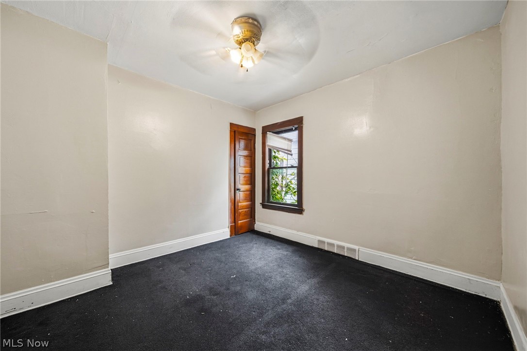 13504 Ashburton Avenue Cleveland OH 44110