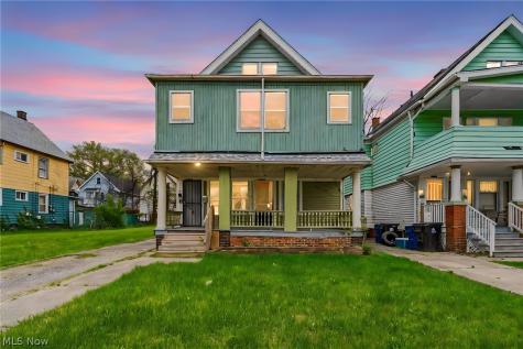 13504 Ashburton Avenue Cleveland OH 44110