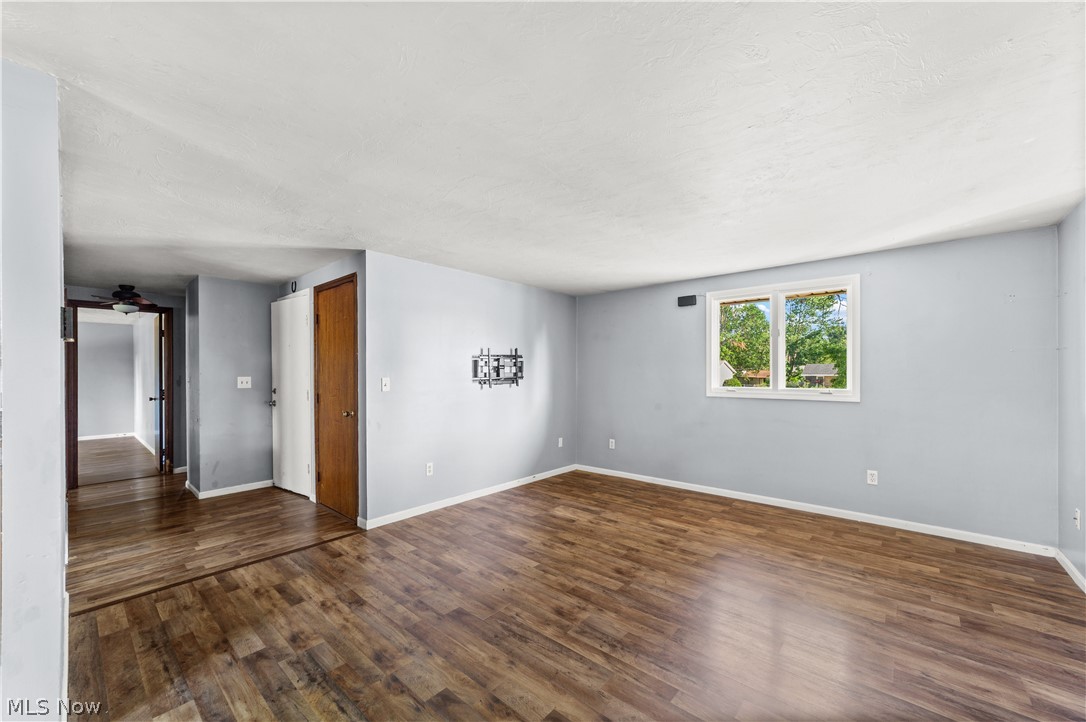 1423 Shaffer Lorain OH 44053