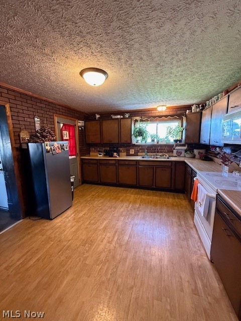 229 E State Street Newcomerstown OH 43832