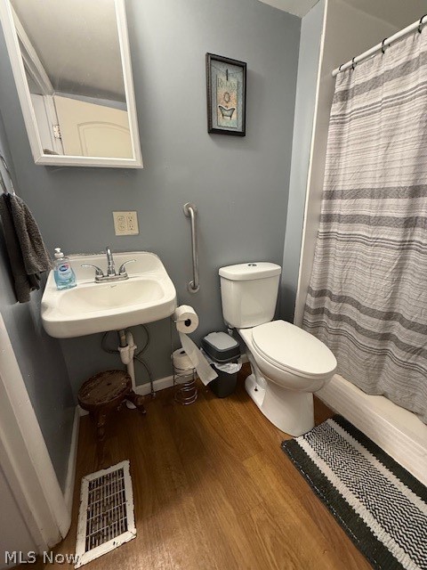 229 E State Street Newcomerstown OH 43832