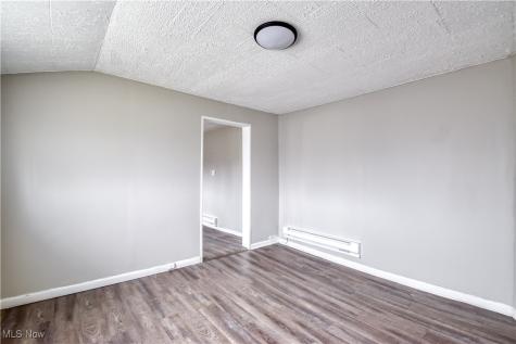 8303 Connecticut Avenue Cleveland OH 44105