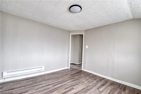 8303 Connecticut Avenue Cleveland OH 44105