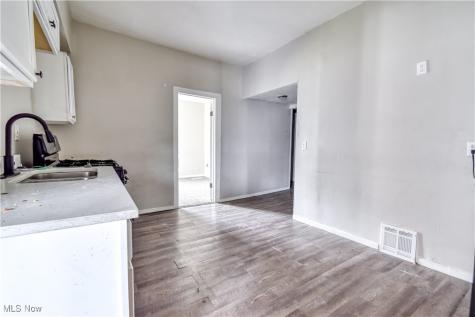 8303 Connecticut Avenue Cleveland OH 44105