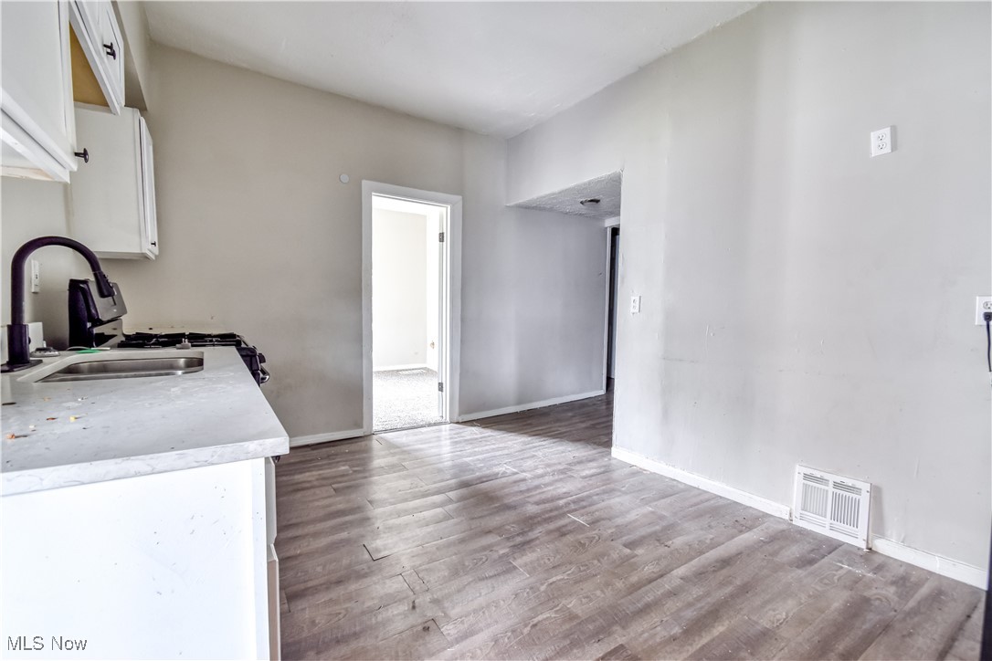 8303 Connecticut Avenue Cleveland OH 44105