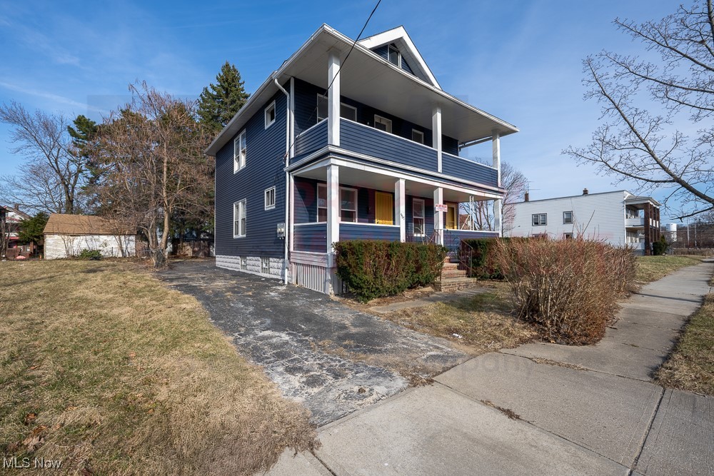 987 Evangeline Road Cleveland OH 44110