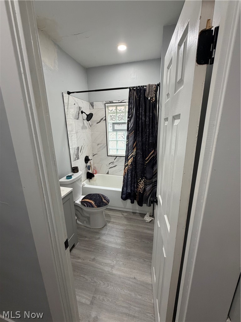 981 Thornhill Drive Cleveland OH 44108
