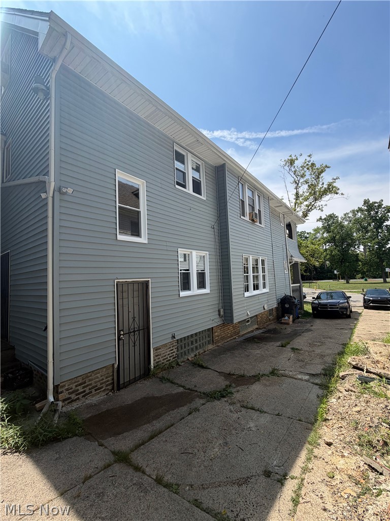 981 Thornhill Drive Cleveland OH 44108