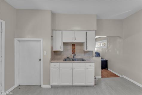 1926 E 123rd Street Cleveland OH 44106