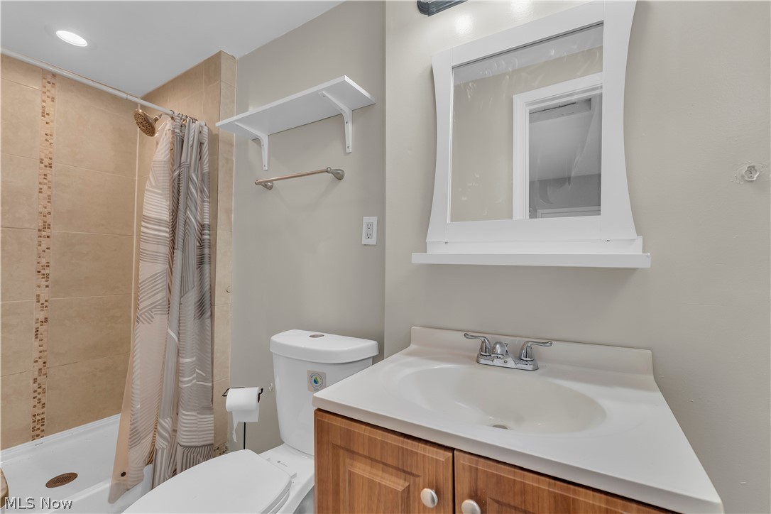 1926 E 123rd Street Cleveland OH 44106