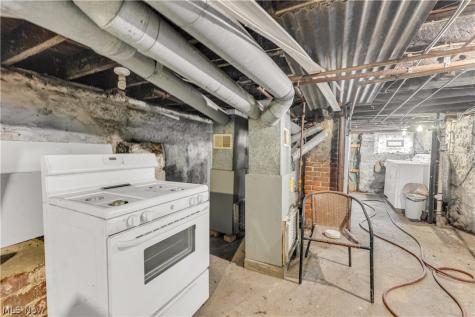 1926 E 123rd Street Cleveland OH 44106
