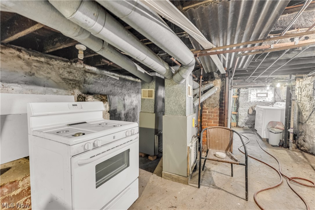 1926 E 123rd Street Cleveland OH 44106
