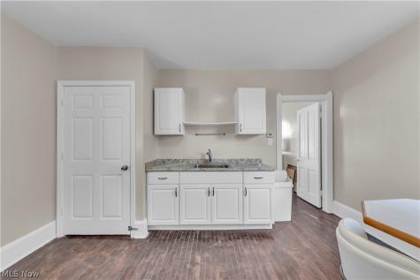 1926 E 123rd Street Cleveland OH 44106